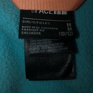girls light blue north face fleece jacket